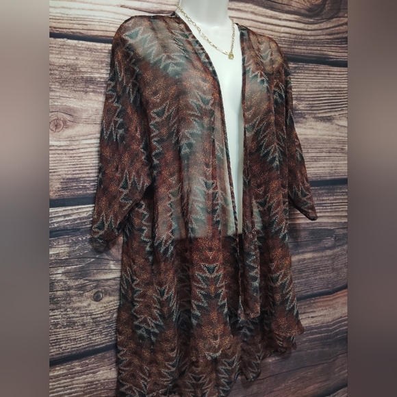 2 For 25$ LuLaRoe Vibrant Patterned Kimono Size Small - Picture 3 of 4